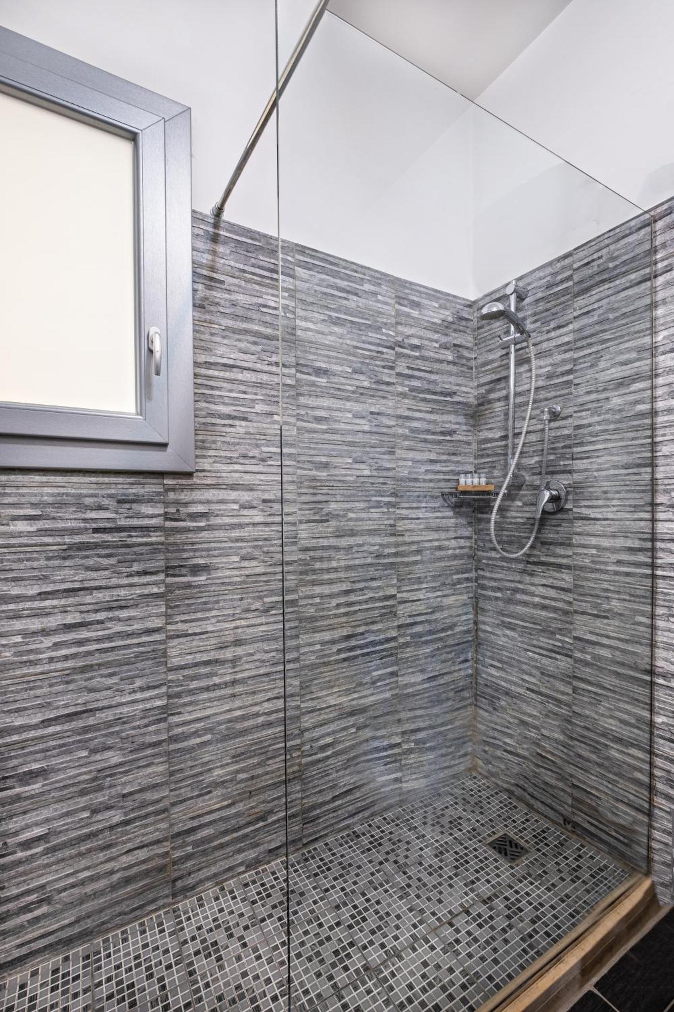 Penthouse Station Luxury Apts Le Dimore Бриндизи Екстериор снимка